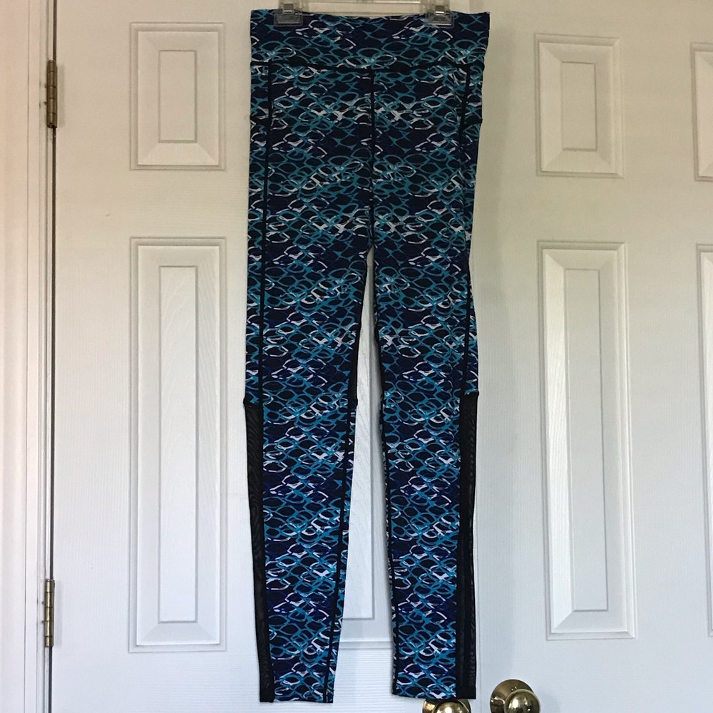 NWOT POP Fit Workout Leggings